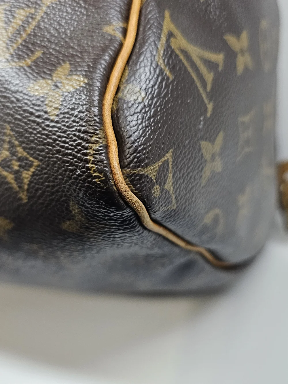 Louis Vuitton Monogram Canvas Speedy Handbag in Brown 30cm - Picture 11 of 15